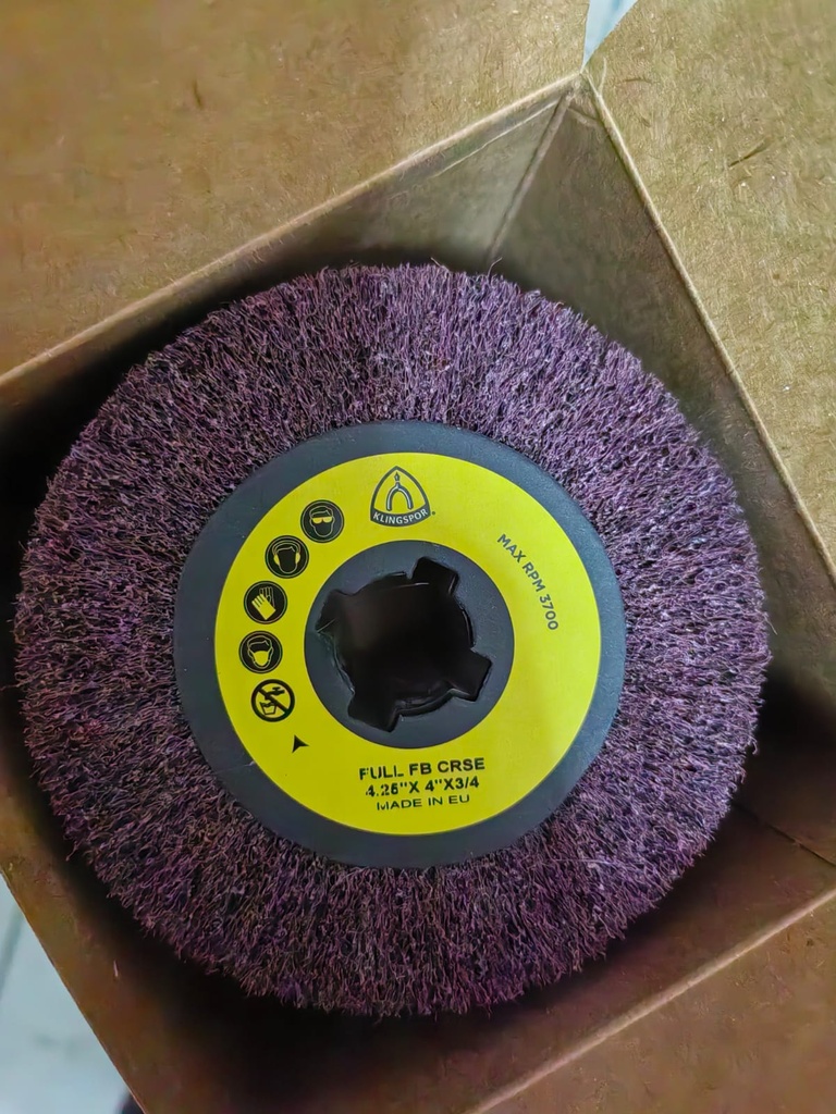 CEPILLO DE FIBRA COARSE MEDIDA: 4.25X 4 X 3/4"