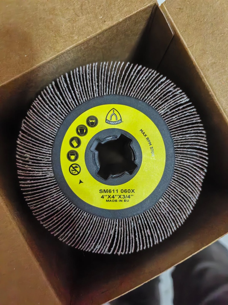 CEPILLO DE LIJA GRANO 40, MEDIDA 4"X 4"X 3/4"